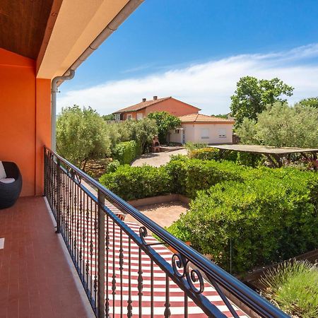 Nice Home In Risika With House Sea View ภายนอก รูปภาพ