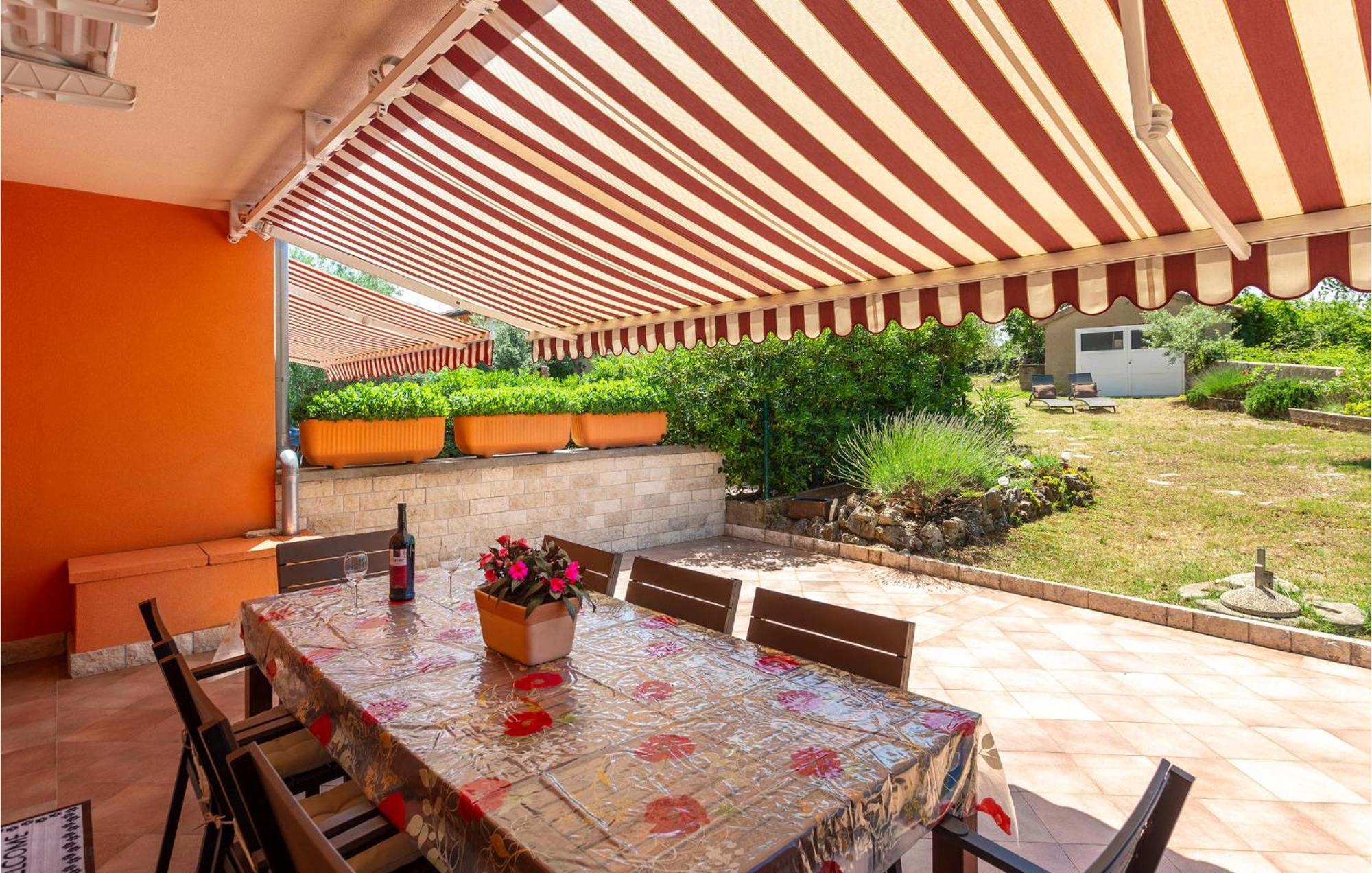 Nice Home In Risika With House Sea View ภายนอก รูปภาพ