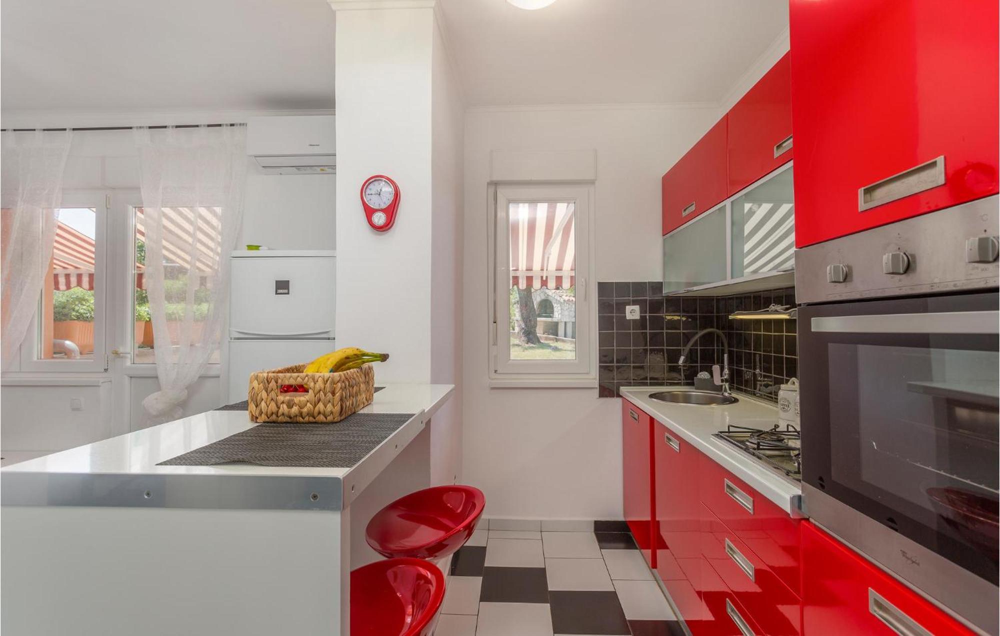 Nice Home In Risika With House Sea View ภายนอก รูปภาพ